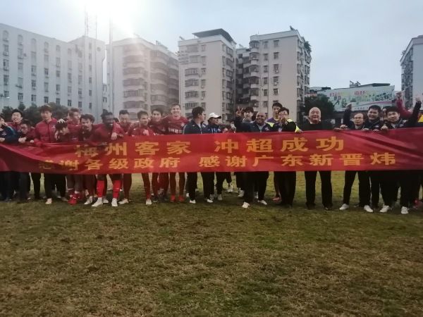 丰满的岳母3